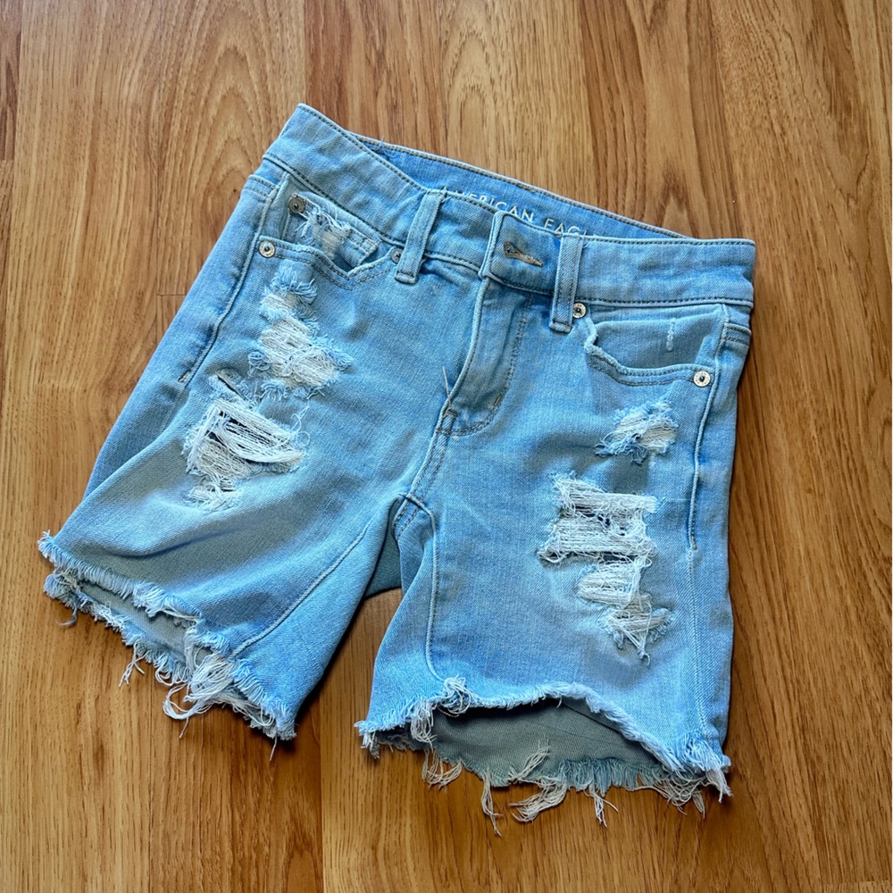 American Eagle midi shorts, 00